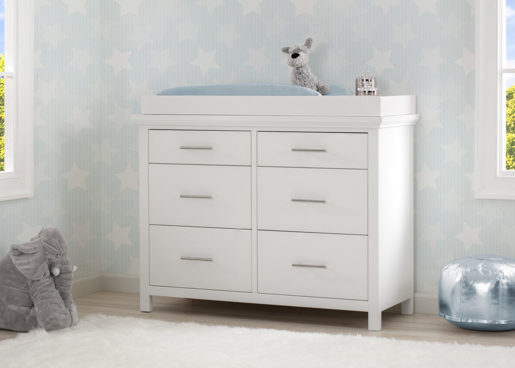 Simmons Kids Bianca White (130) Avery 6 Drawer Dresser with Changing Top, Hangtag View