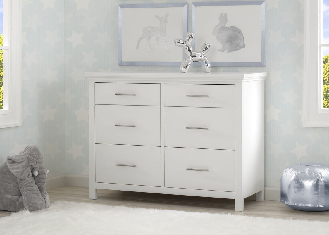Simmons Kids Bianca White (130) Avery 6 Drawer Dresser with Changing Top, Room View