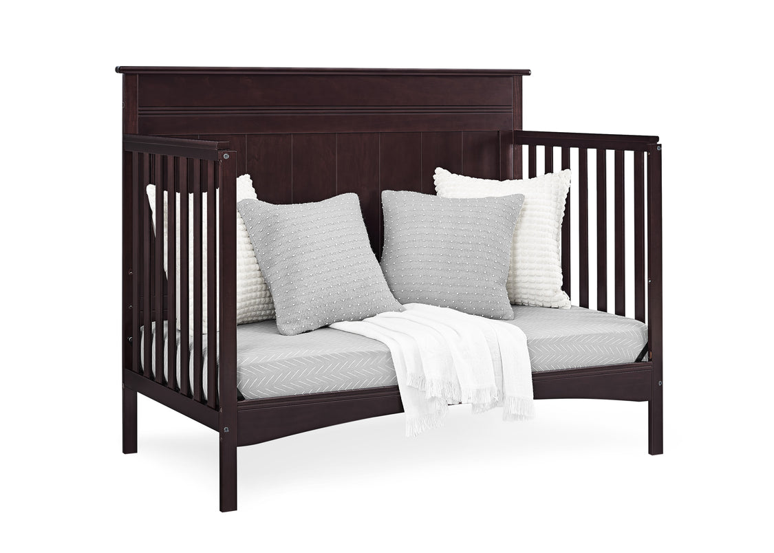 Fancy 4-in-1 Convertible Crib