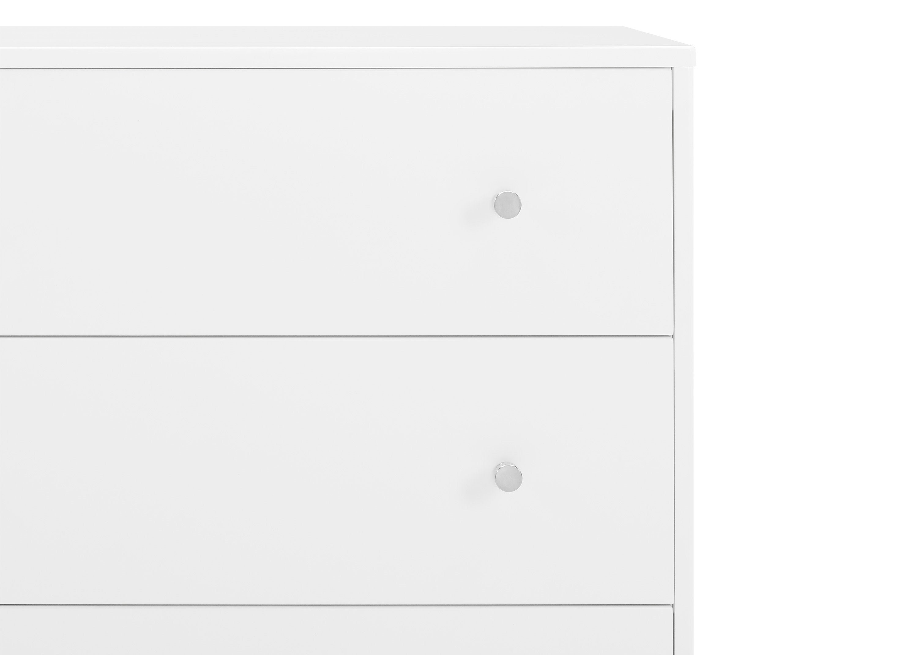 Jordan 3 Drawer Dresser with Interlocking Drawers | Delta