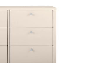 Soft Beige (1560) 19