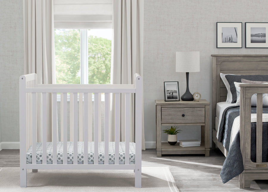 Bianca White (130) 31-Classic Mini Crib with 2.75-inch Mattress - Convertible to Twin Bed