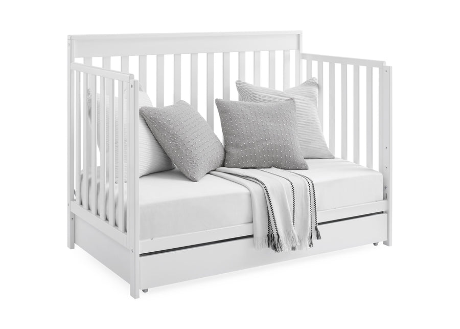 Bianca White (130) 24-Mercer 6-in-1 Convertible Crib with Storage Trundle