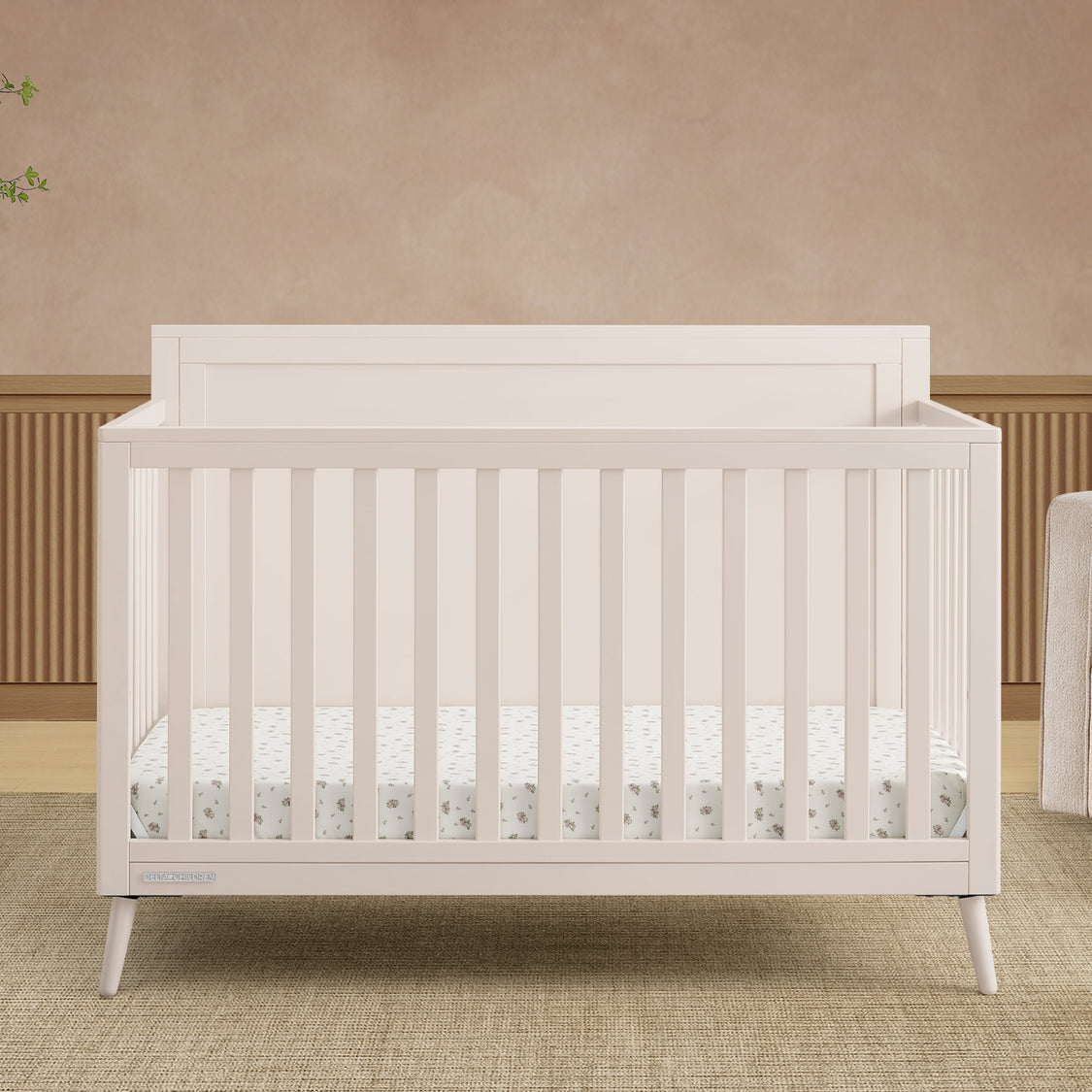 Lola 6-in-1 Convertible Crib