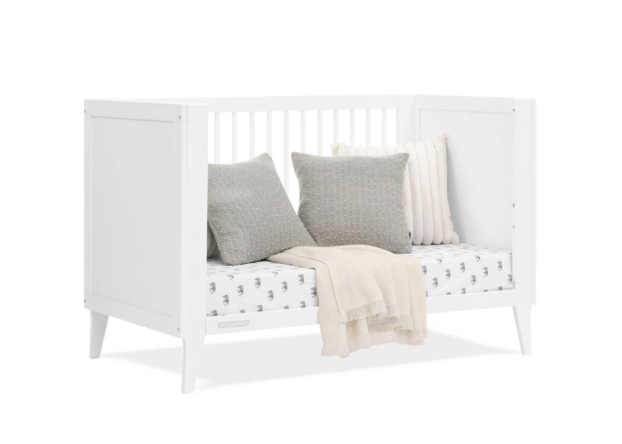 Bianca White (130) 13-Ollie 4-in-1 Convertible Crib