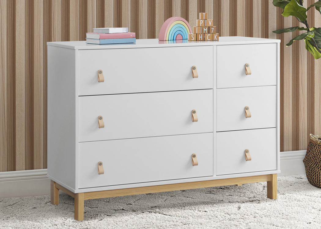 babyGap Legacy 6 Drawer Dresser with Leather Pulls and Interlocking DrawersBianca White with Natural (123)