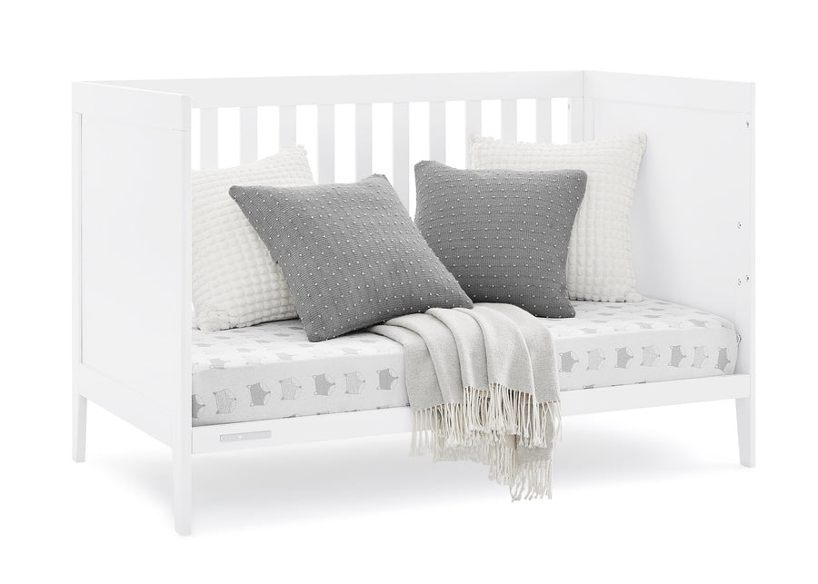 Bianca White (130) 14-Hayes 4-in-1 Convertible Crib
