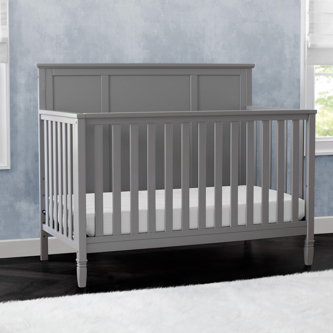 Epic 4-in-1 Convertible Crib