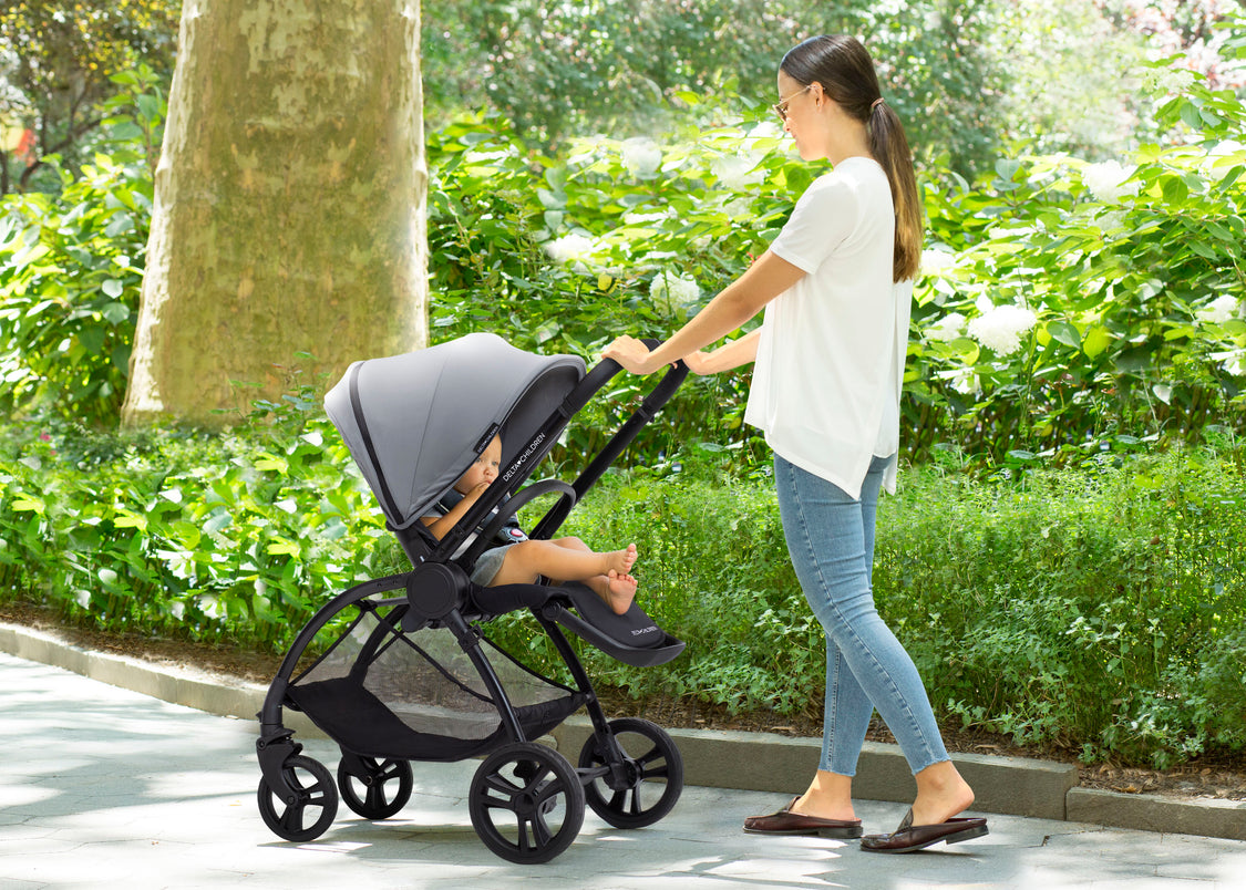 Revolve Reversible Stroller
