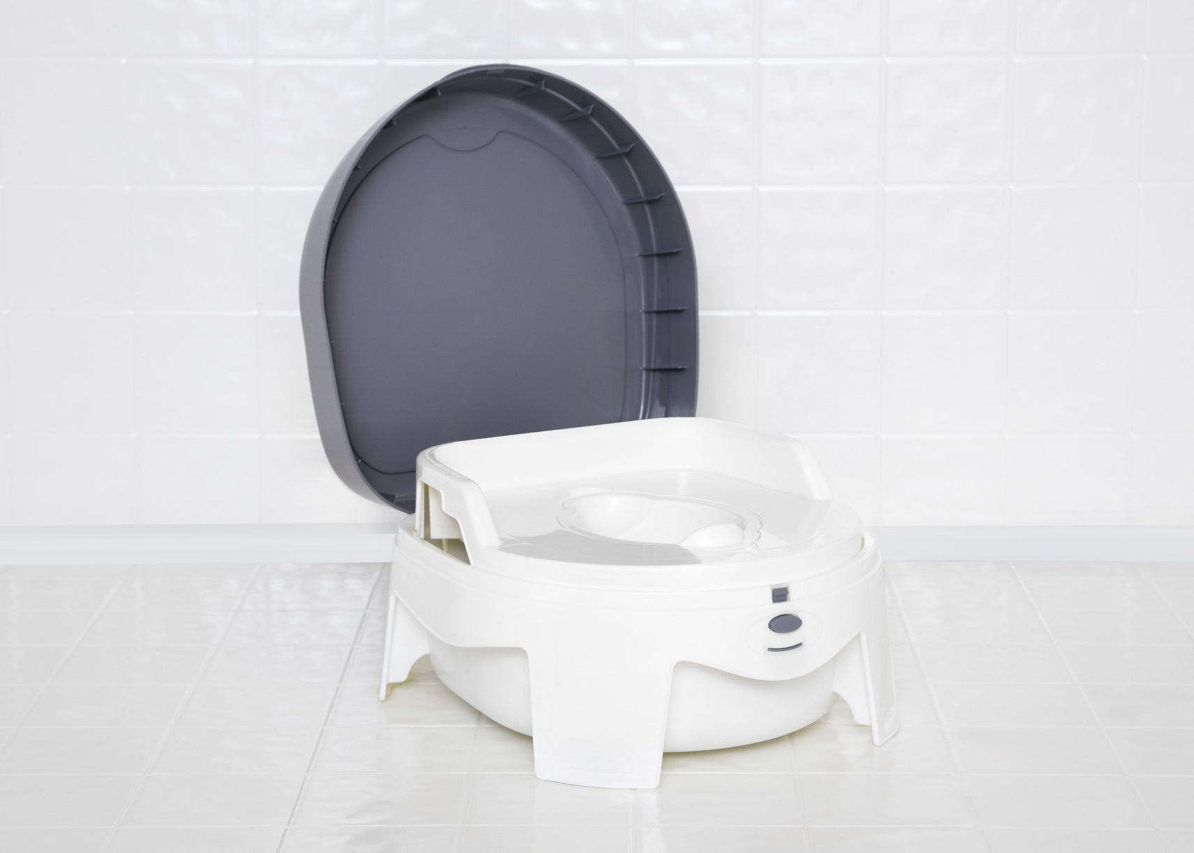 White and Grey (5052)