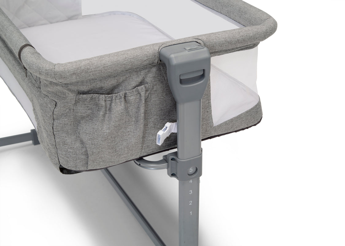Grey Tweed (2012)