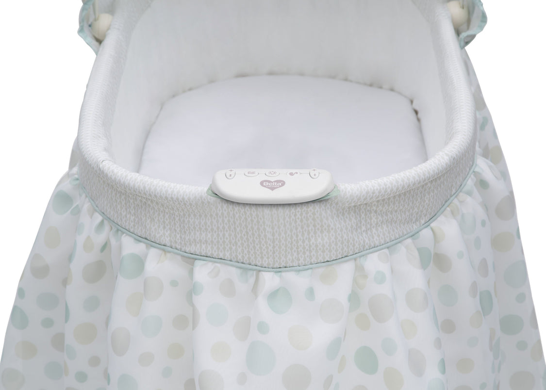 25022 371 delta sweet beginnings bassinet detail 01