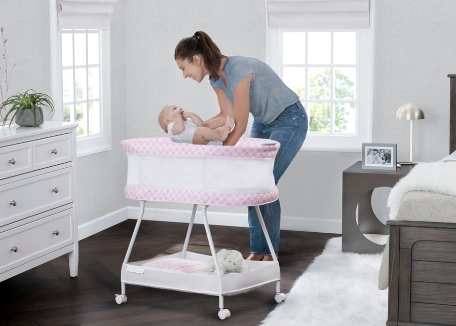 Pink Infinity (2234) bassinet 1-Sweet Dreams Bassinet with Airflow Mesh