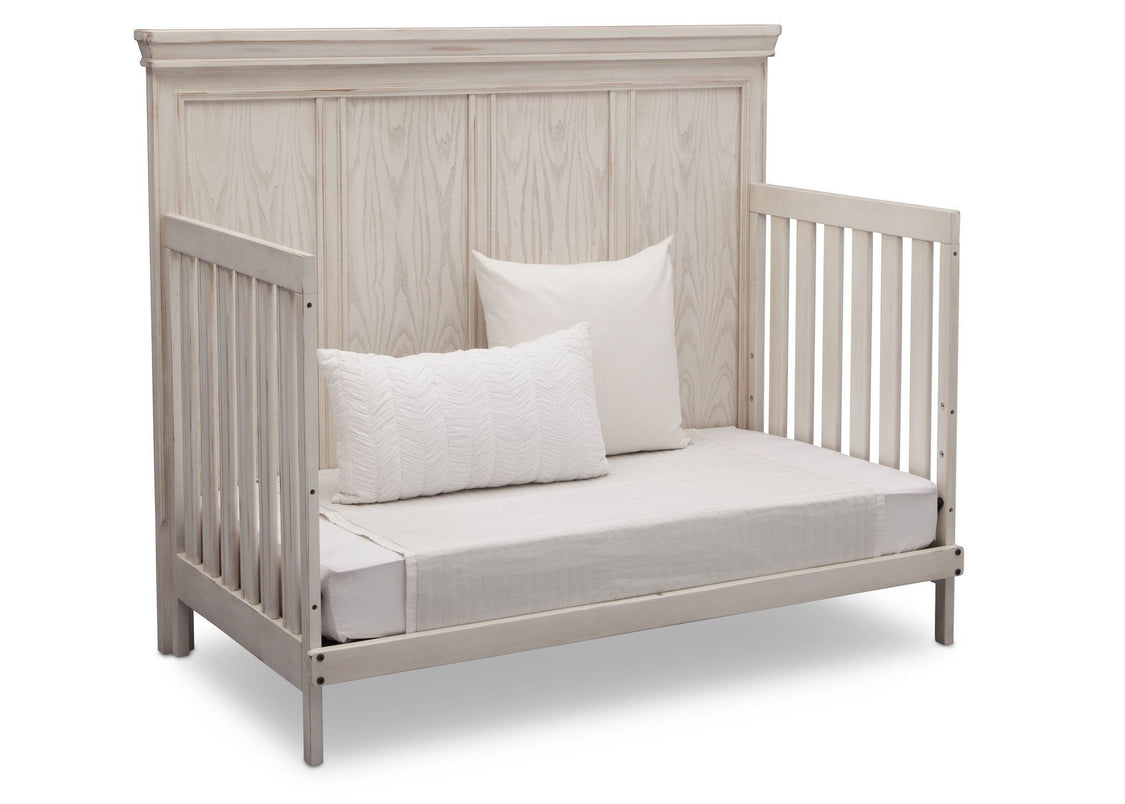 Simmons Kids Antique White (122) Ravello Crib 'N' More, Angled Conversion to DayBed View, b5b