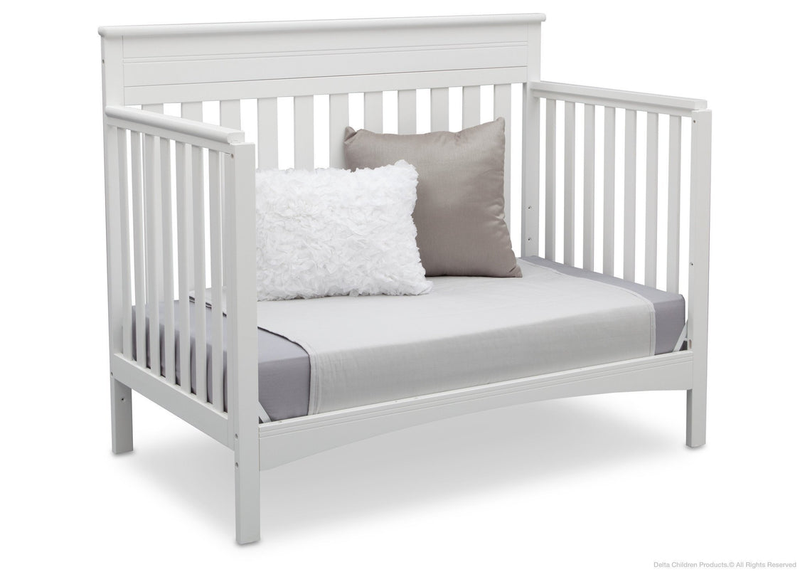 Delta Children Bianca (130) Fabio 4-in-1 Crib Side View, Day Bed Conversion b5b