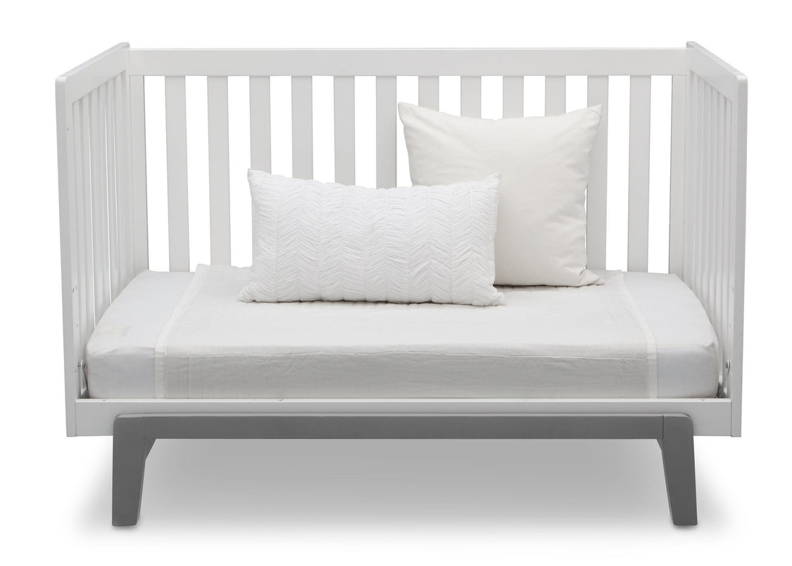 Delta Children Bianca White with Grey (166) Aster 3-in-1 Crib, Daybed Conversion 