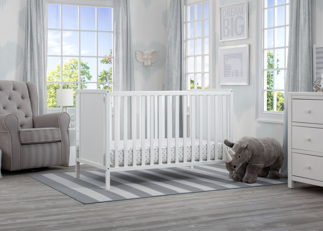 Delta Children Bianca White (130) Heartland Classic 4-in-1 Convertible Crib, Room, c1c