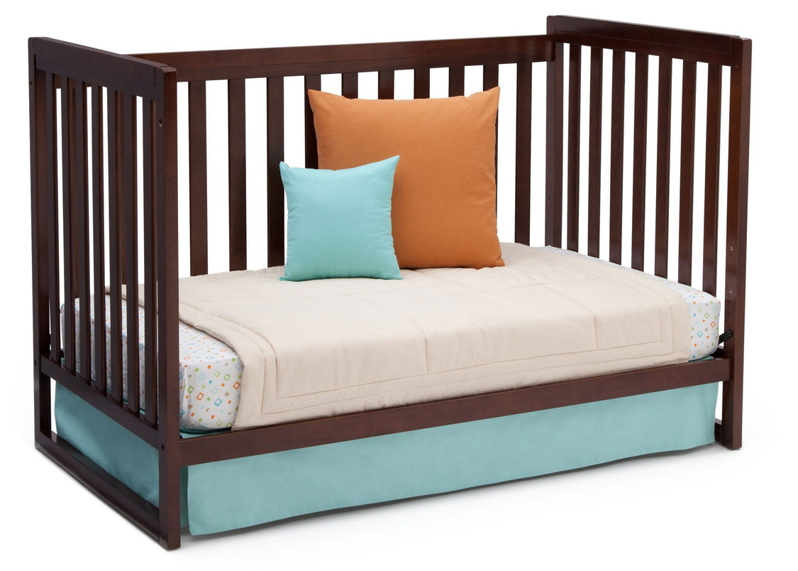 Delta Children Chocolate (204) Urban Classic 3-in-1 Crib, Day Bed Conversion b6b