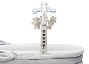 Simmons Kids Seaside (927) Deluxe Gliding Bassinet Detail View f4f 3