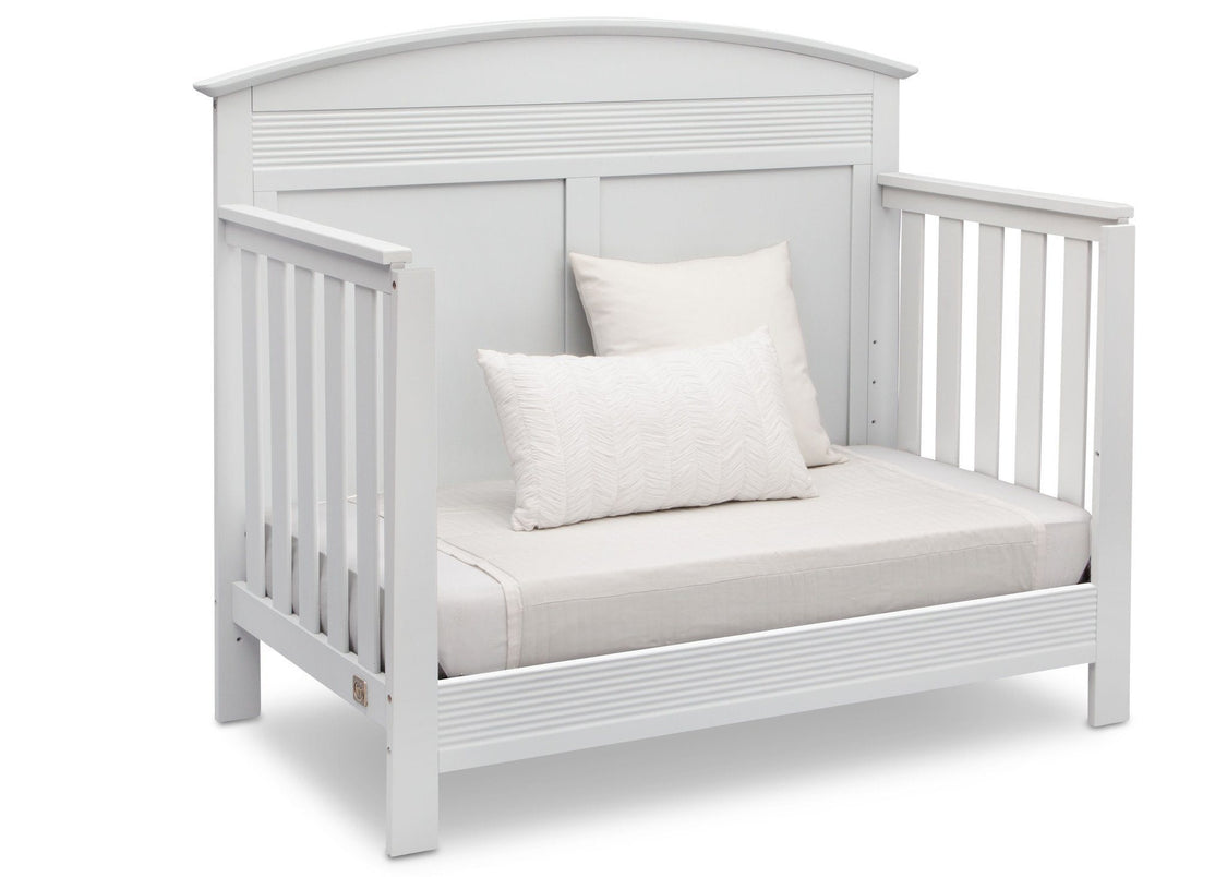 Serta Bianca White (130) Ashland 4-in-1 Convertible Crib, Right Day Bed View b4b