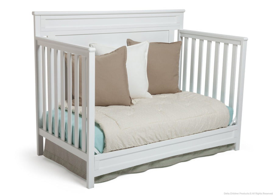 Delta Children White (100) Princeton 4-in-1 Crib, Day Bed Conversion b4b 10-Princeton / Prescott 4-in-1 Crib