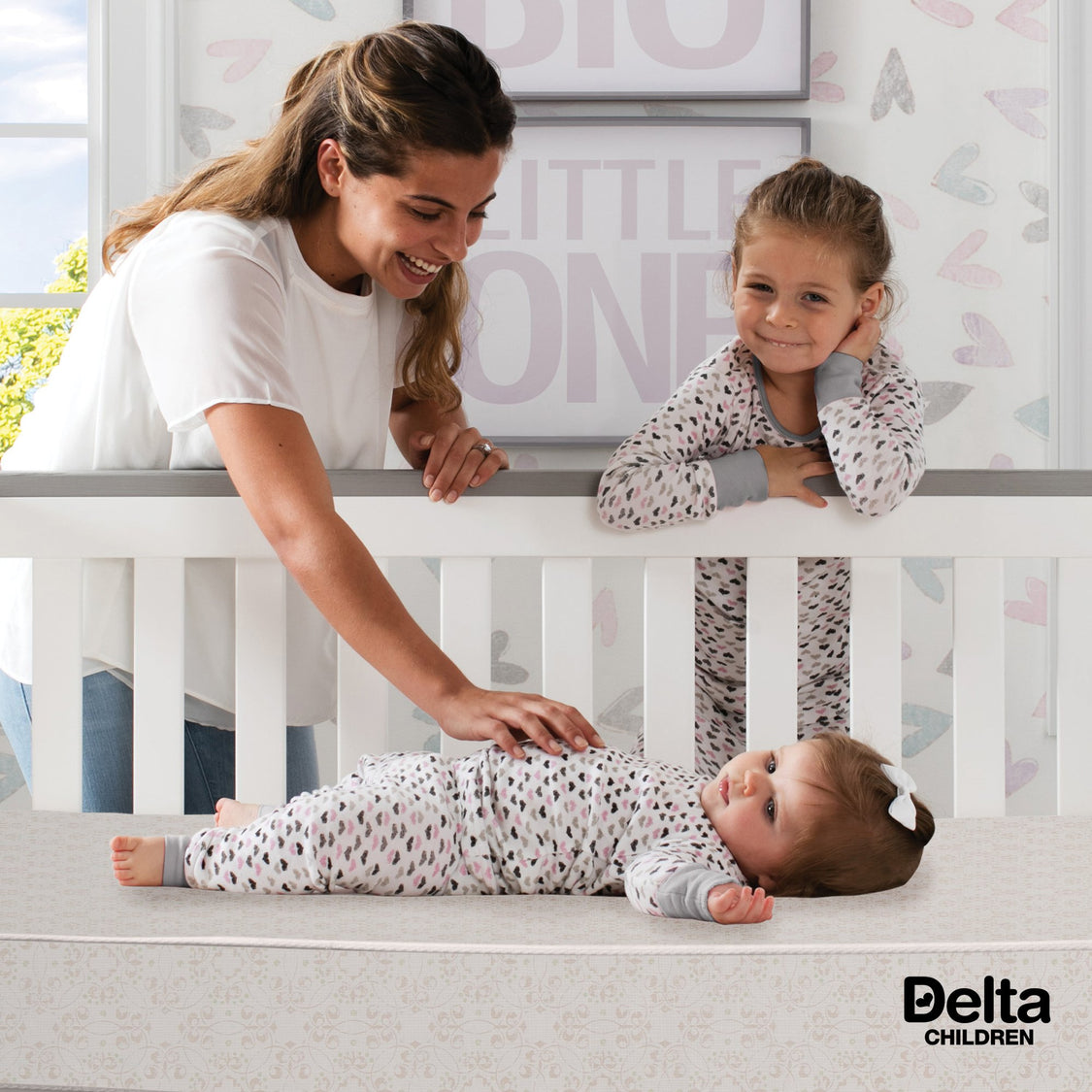 Delta Children Twinkle Stars 4-Inch Mini Crib Mattress, Lifestyle View