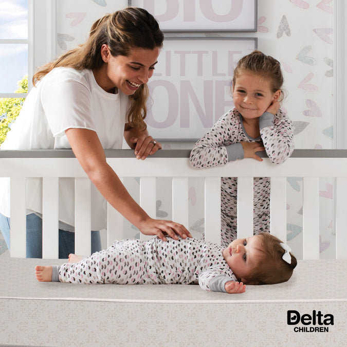 Delta Children Twinkle Stars 4-Inch Mini Crib Mattress, Lifestyle View 4-Twinkle Stars 4-Inch Mini Crib Mattress