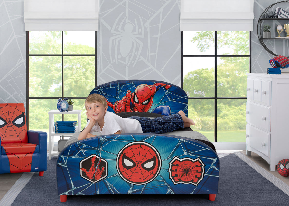 Delta Children Spider-Man Upholstered Twin Bed Spider-Man (1163), Room View