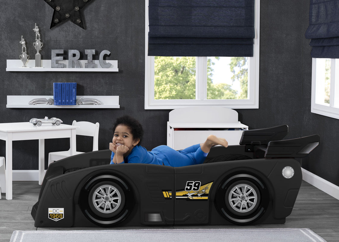 Delta Children Black (001) Grand Prix Race Car Toddler-to-Twin Bed, Toddler Room View