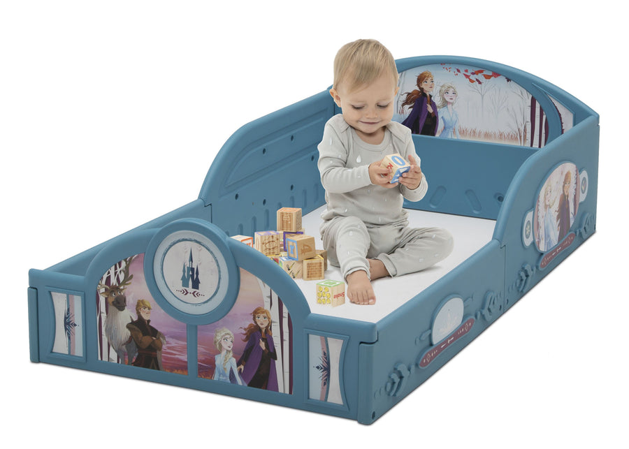  Frozen II (1097) BB81450FZ-1097 5-Frozen II Plastic Sleep and Play Toddler Bed