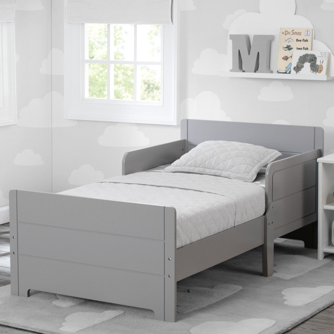 Grey (026)