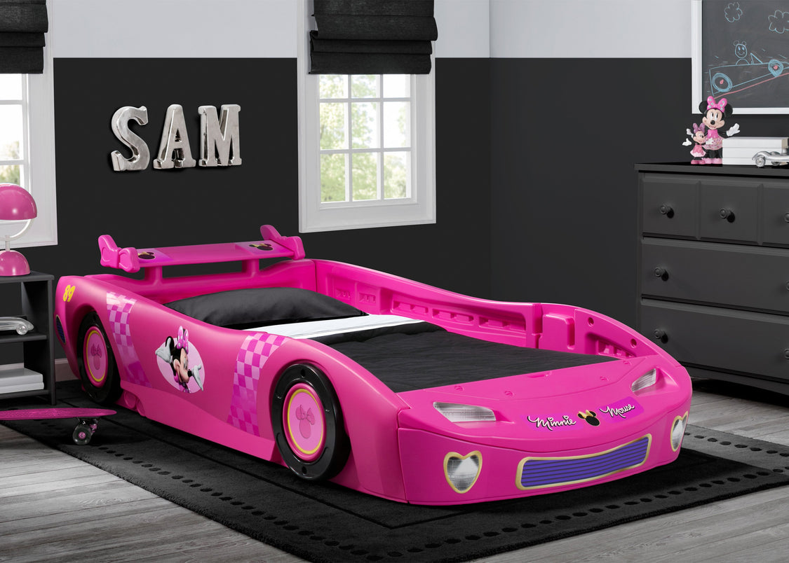 Delta Children Minnie Mouse (1064) Car Twin Bed, Room View