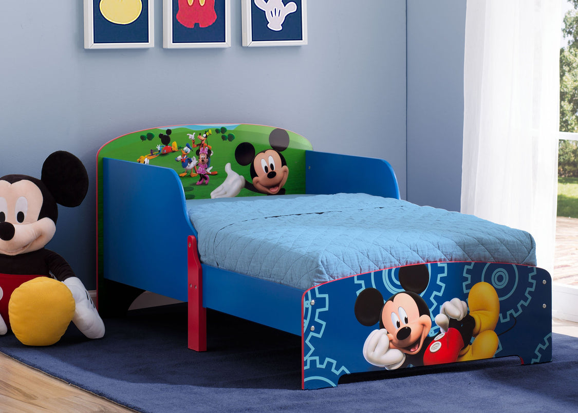 Mickey (1051)