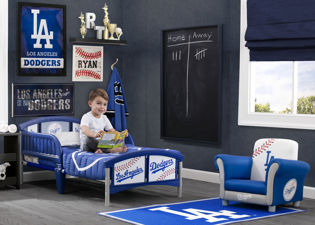 Delta Children Los Angeles Dodgers (1231) Soft Area Rug with Non-Slip Backing (TR9812LAD), Hangtag, a1a