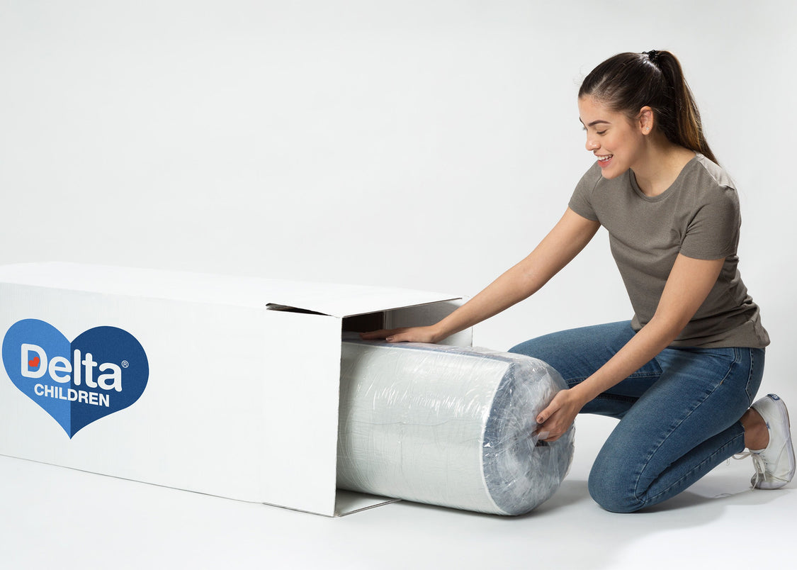 Delta Children Doze 8-Inch Gel Memory Foam Full Mattress, Packaged View