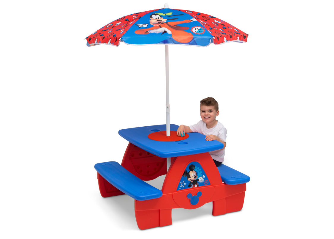 disney patio umbrella Mickey Mouse 4 Seat Activity Picnic Table with Umbrella