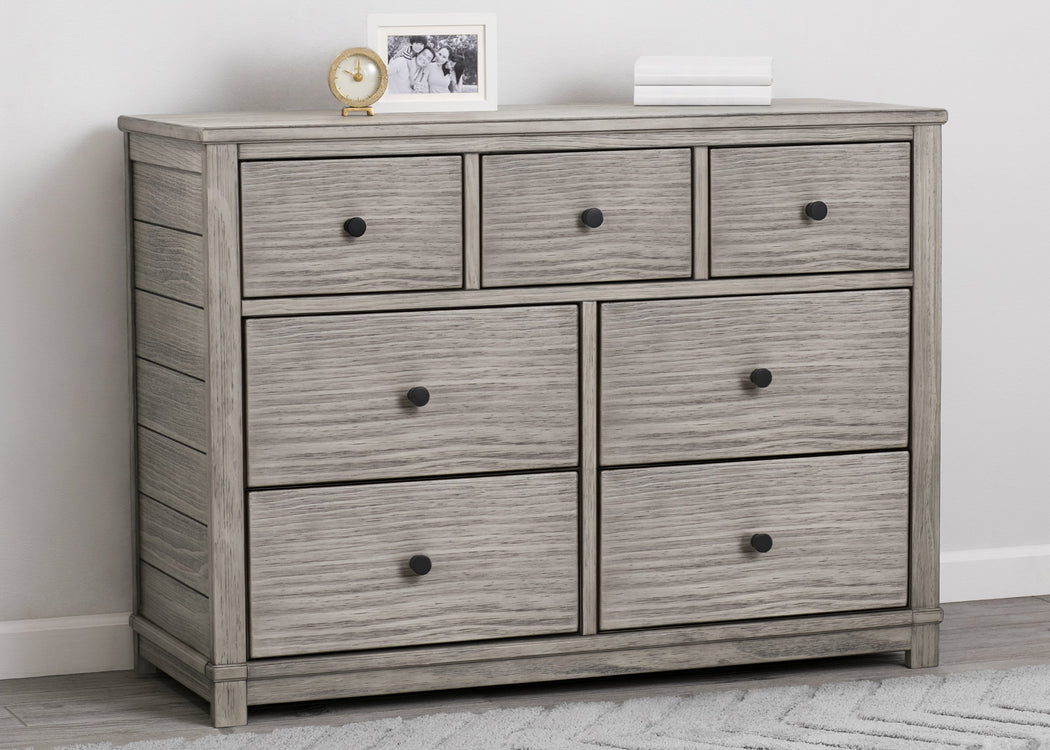 Simmons Kids Rustic White (119) Monterey 7 Drawer Dresser