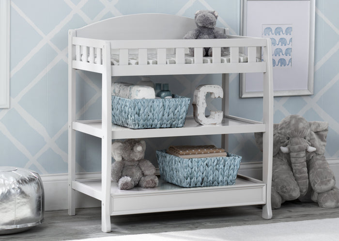 Wilmington Changing Table with PadWhite (100)