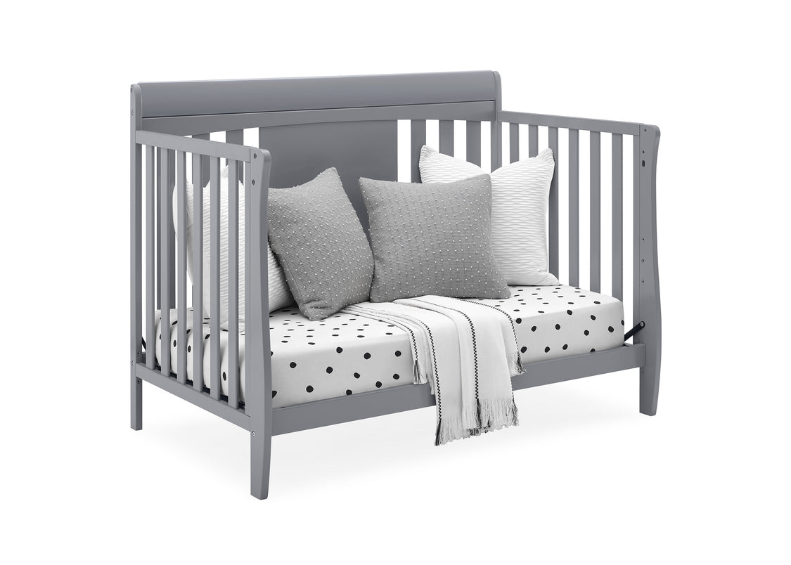 Grey (026)