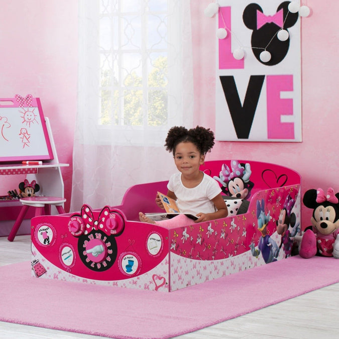 Style 1 1061 Minnie Fashion (1061) 6-Minnie Mouse Interactive Wood Toddler Bed